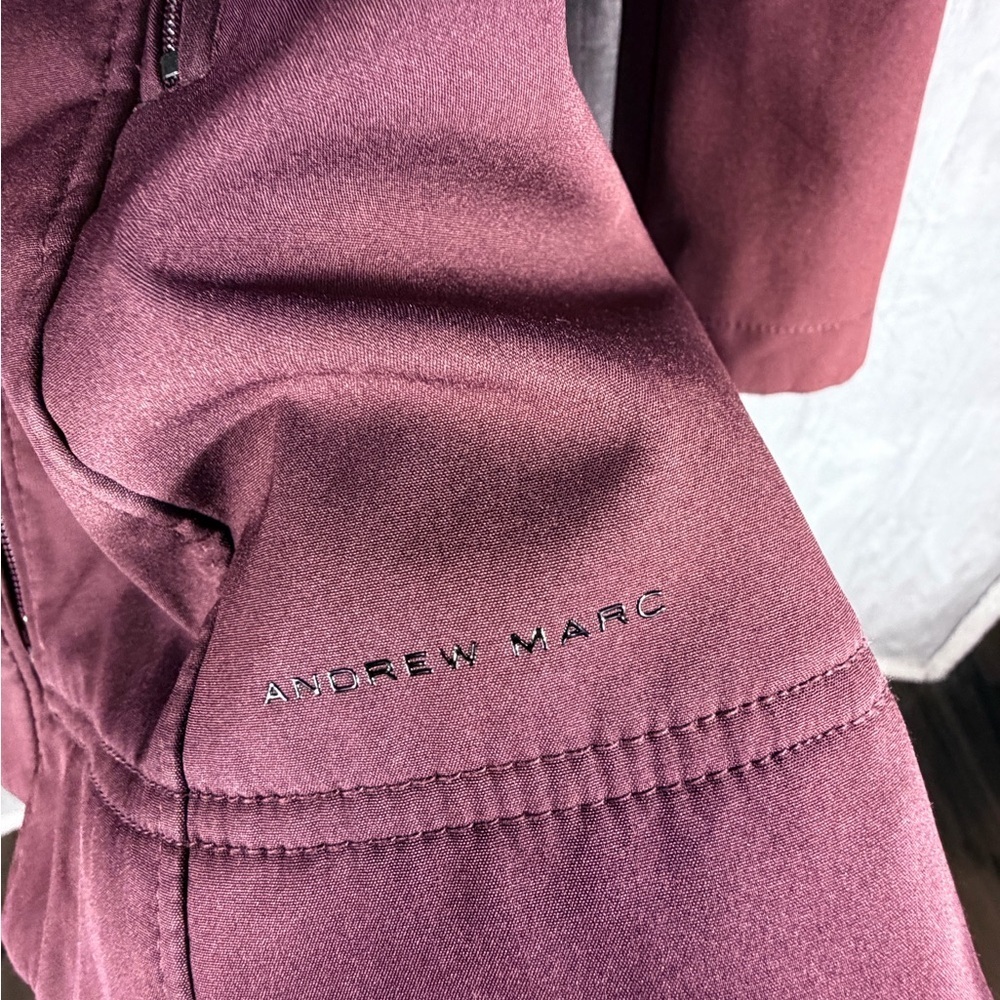Andrew Marc Hooded Softshell Jacket Women’s Size S Burgundy Maroon Coat - Picture 10 of 10